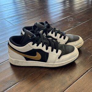 Nike Kids Black White Gold Sneakers